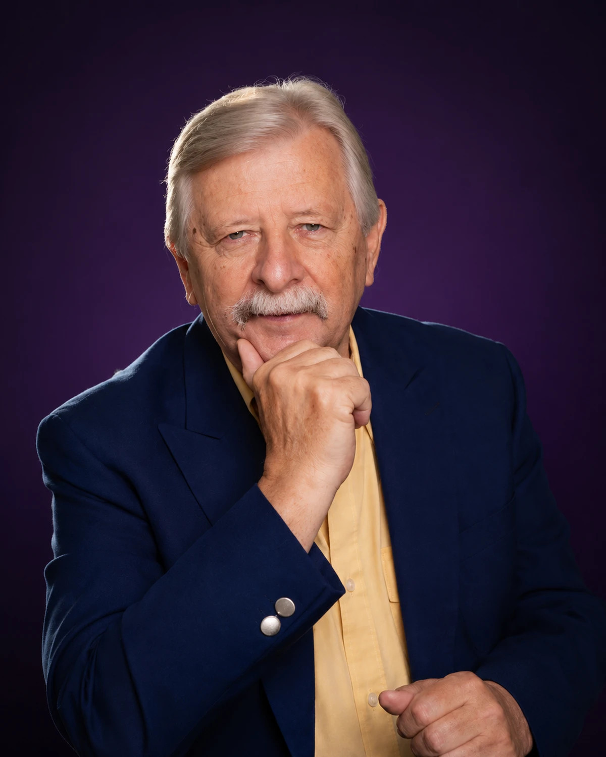 Várkonyi András színész portréja